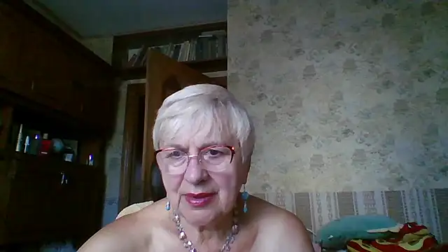 SweetCherry27 Adlı Modelin Web Kamerası Şovu