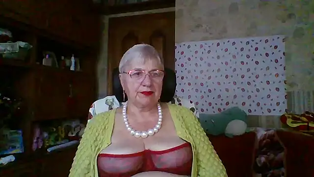 SweetCherry27's Live XXX Chat