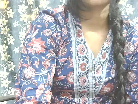 Supriya201's Live Chat Room