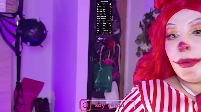 Вебкам-шоу Its_vero