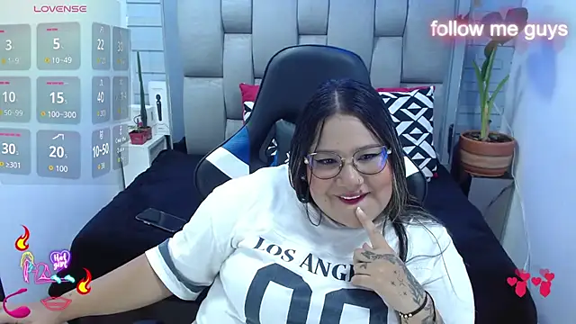 Chat XXX ao vivo de evelin_zaens