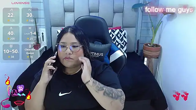 evelin_zaens' Live XXX Chat