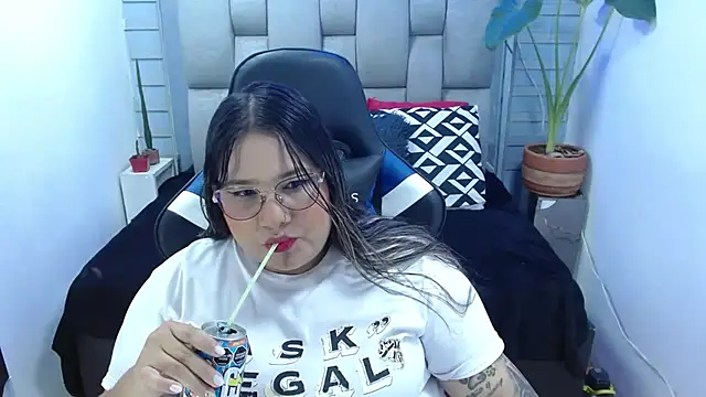 دردشة evelin_zaens الجنسية المباشرة
