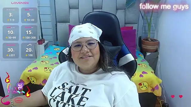 Chat XXX ao vivo de evelin_zaens