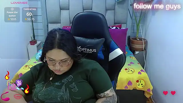 evelin_zaens Chat XXX live