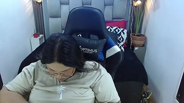 Živý XXX chat evelin_zaens