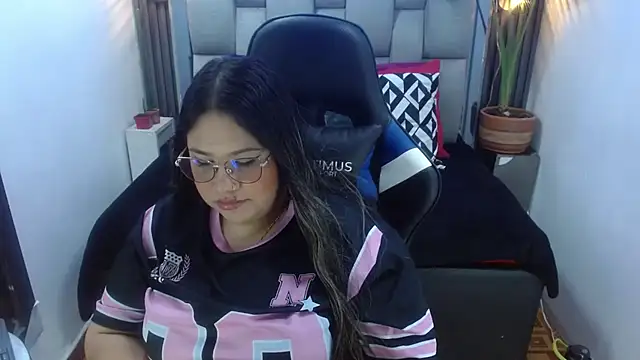 Živý XXX chat evelin_zaens