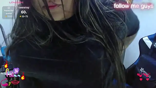 evelin_zaens' Live XXX Chat