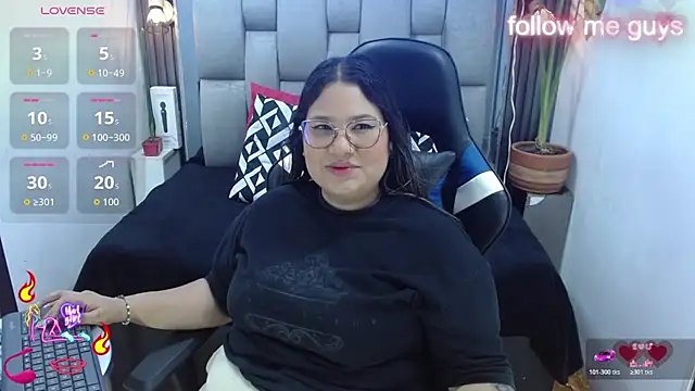evelin_zaens XXX чат на живо