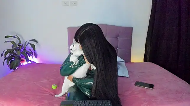 دردشة MarieLatex الجنسية المباشرة