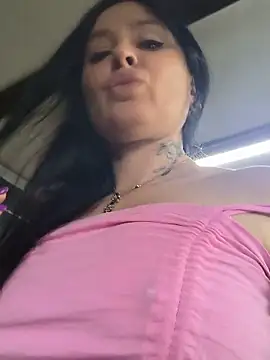 KikiXRed Chat XXX live