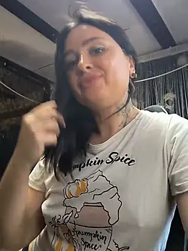 KikiXRed's Live XXX Chat