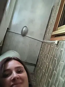 XXX chat uživo modela KikiXRed