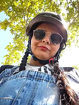 bellapaty's Webcam Show