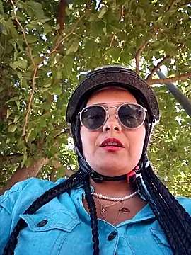 bellapaty's Webcam Show