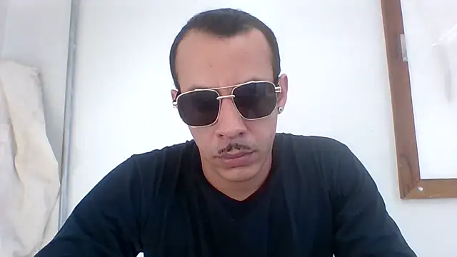 Show de webcam de MachoScorpionCaralho