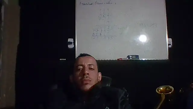 Show de MachoScorpionCaralho na webcam