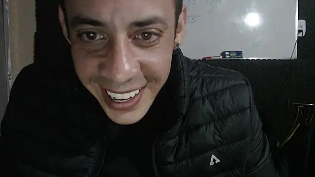 Show de MachoScorpionCaralho na webcam