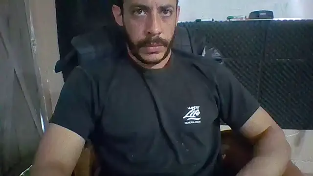 Show de MachoScorpionCaralho na webcam