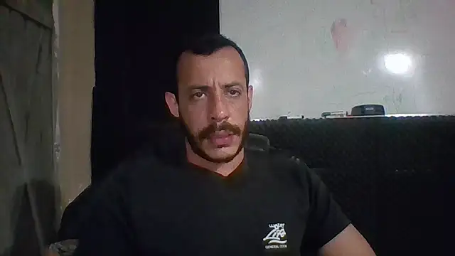 Show de MachoScorpionCaralho na webcam