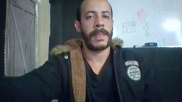 Show de webcam de MachoScorpionCaralho