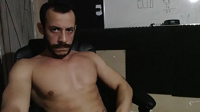 Show de MachoScorpionCaralho na webcam