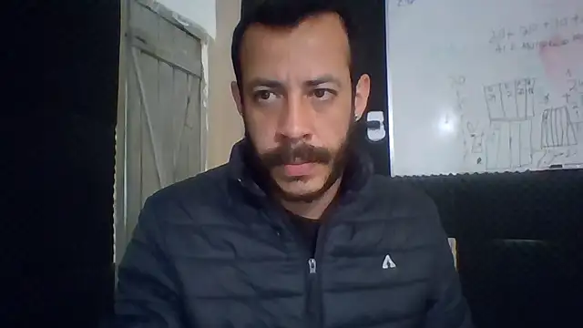 Show de MachoScorpionCaralho na webcam