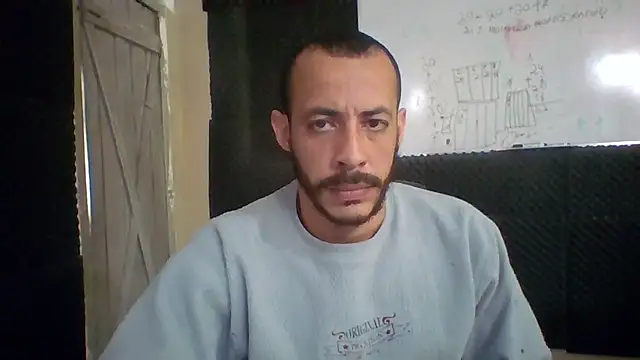 Show de MachoScorpionCaralho na webcam