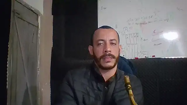 Show de MachoScorpionCaralho na webcam