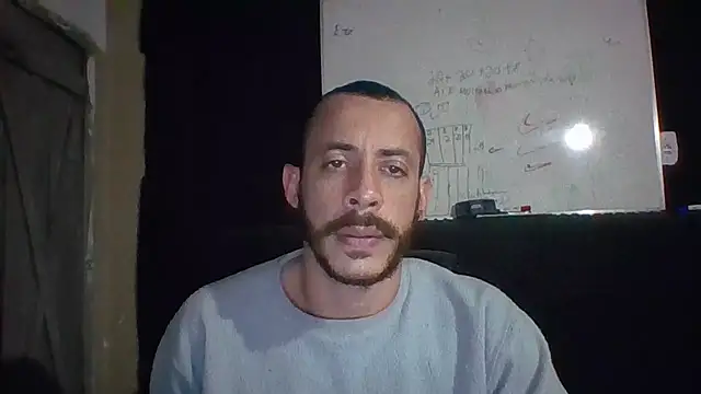 Show de MachoScorpionCaralho na webcam