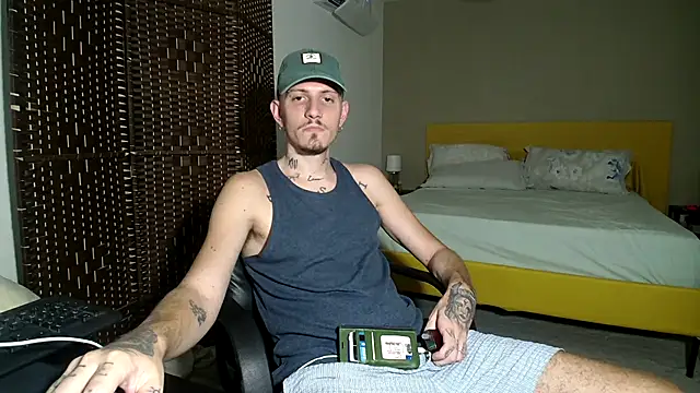 xxxciro13xxx Webcamshow