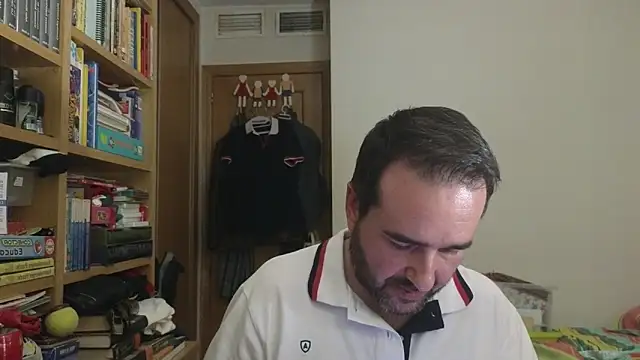 Chat XXX en directo de curiosillo83