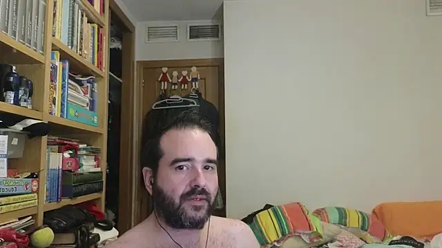 curiosillo83's Webcam Show
