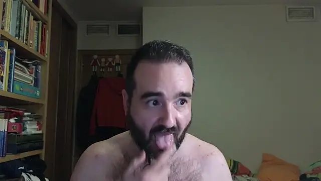 Show modela curiosillo83 na web-kameri