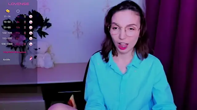 XXX chat uživo modela KindHazelHere_