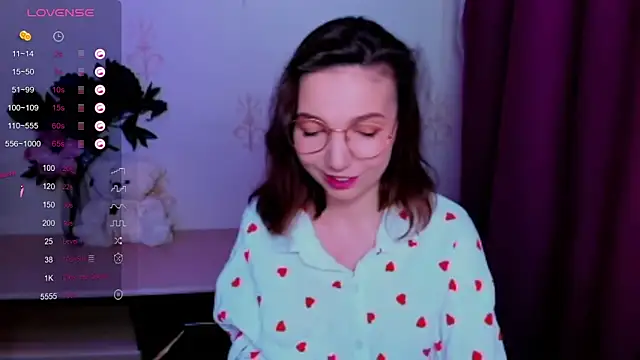 KindHazelHere_'s Live XXX Chat