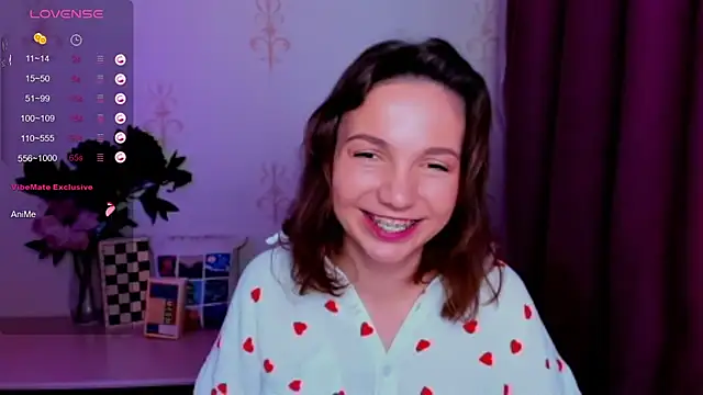 KindHazelHere_ XXX чат на живо