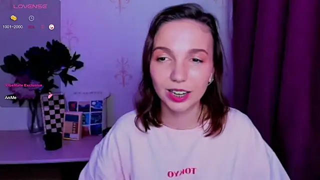 KindHazelHere_'s Live XXX Chat