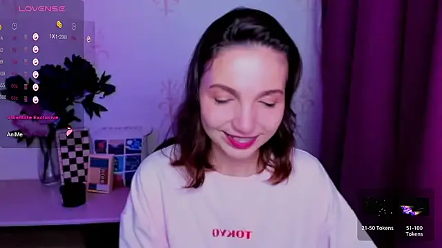 KindHazelHere_ XXX чат на живо