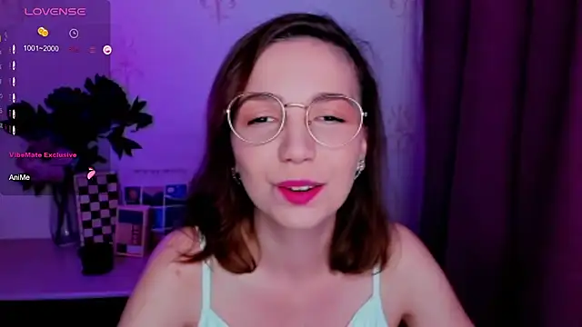 KindHazelHere_ Chat XXX in diretta