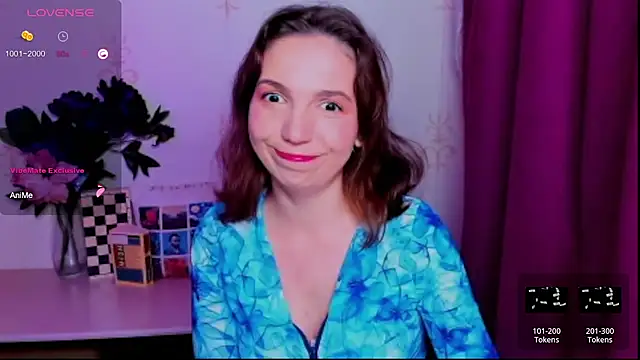Živý XXX chat KindHazelHere_