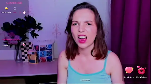 KindHazelHere_ Adlı Modelin Canlı XXX Sohbeti