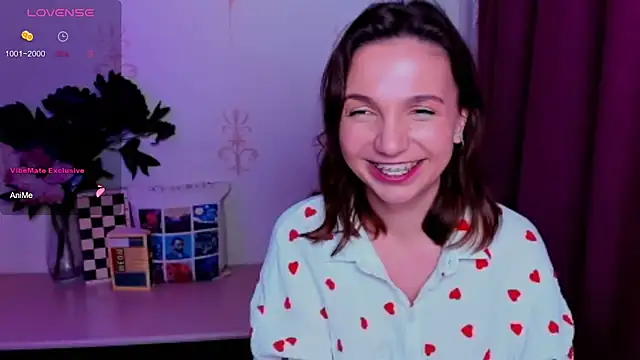 KindHazelHere_'s Live XXX Chat