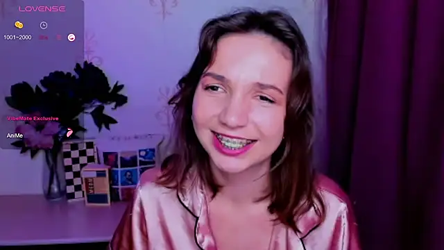 KindHazelHere_'s Live XXX Chat