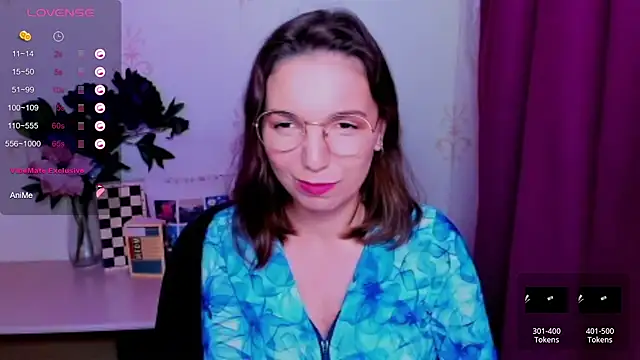 KindHazelHere_ Adlı Modelin Canlı XXX Sohbeti