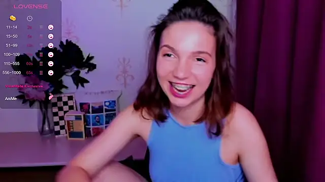 KindHazelHere_ Adlı Modelin Canlı XXX Sohbeti