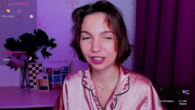 KindHazelHere_'s Live XXX Chat