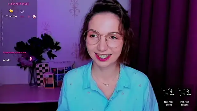 Chat XXX Live KindHazelHere_