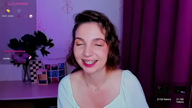 KindHazelHere_ Chat XXX in diretta