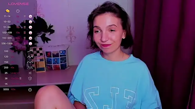 KindHazelHere_'s Live XXX Chat